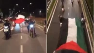 Kibarkan Bendera Palestina di Tengah Jalan, Belasan Pemuda Ini Dicokok