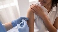 Bolehkah Suntik Vitamin C dan Vaksin Covid-19 Dalam Satu Hari Bersamaan? Ini Kata Dokter