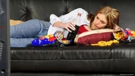 Terlalu Lama Rebahan Bikin Badan Pegal? Ini Penyebabnya