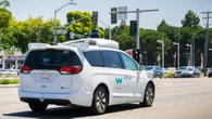 Survei: Banyak Pejalan Kaki Merasa Kurang Aman dengan Mobil Swakemudi