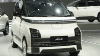 Wuling Tampilkan Dua Unit Air EV dengan Sentuhan Berbeda di IIMS 2023