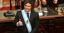 Argentine : Javier Milei assure que « le pire est passé » et promet des mesures sociales dans le budget 2026