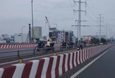 Luật sư lên tiếng về việc đoàn mô tô Harley "khoe mẽ" trên cầu Bình Lợi
