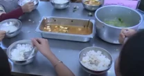 Vụ học sinh "ăn mì tôm chan cơm": Trò nói chưa no, thầy bảo ăn tiếp đi nhưng... chỉ còn cơm