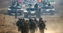 Ukraine nói hàng trăm binh sĩ Nga được điều đến Belarus