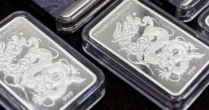 Giá bạc lại 'bốc đầu', vọt lên cao nhất sau 13 năm