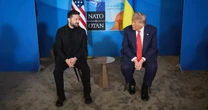 Mỹ rút khỏi Ukraine, trao ấn kiếm cho Nga