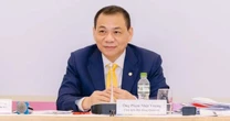 Tuổi 57 rực rỡ của tỷ phú Phạm Nhật Vượng: Mỗi ngày ngủ dậy “giàu thêm” 680 tỷ, tài sản tăng 123.600 tỷ chỉ trong 6 tháng, đủ mua toàn bộ nhiều ngân hàng