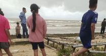Thi thể trẻ sơ sinh trôi dạt vào bờ biển Đà Nẵng