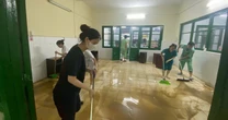 Cảnh tượng bên trong Bệnh viện Trung ương Huế sau cơn lũ dữ