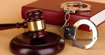 "Bịa chuyện" mua lại được lô đất không trúng đấu giá để chiếm đoạt hơn 936 triệu đồng, đối tượng dùng toàn bộ số tiền đánh bạc qua mạng
