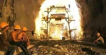 Vì sao dự án 50 tỷ USD xuyên lòng đất nóng 89 độ khiến nhiều nước 100 năm cũng phải bó tay nhưng Trung Quốc chỉ cần 10 năm đã hoàn thành?