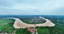 Từ vùng trũng thành điểm nóng đầu tư, mảnh đất có "hình sông thế núi" độc đáo tăng tốc, 4 KCN sắp ra mắt