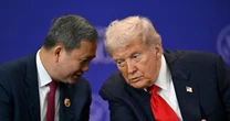 Thủ tướng Campuchia lần đầu trò chuyện với ông Trump: Mỹ bỏ cấm vận vũ khí, nối lại tập trận sau 8 năm