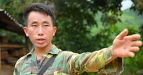 Đề nghị tặng Huân chương Lao động hạng Nhất cho trưởng bản cứu dân thoát lũ