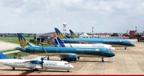 Nhiều người ngã ngửa khi giá vé máy bay dịp hè tăng hơn 200% chỉ trong 2 tuần