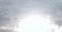 MK: 1 nước xin Mỹ tên lửa tầm bắn 1.600km đánh Moscow - Kremlin bắn nổ Patriot, tung đòn cảnh cáo trực diện