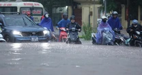 Tin mới nhất về siêu bão sắp bộ vào nước ta: Miền Bắc mưa rất to trong nhiều ngày liên tiếp