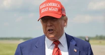 Quan chức Iran: 'Chỉ cần một cuộc gọi của ông Trump, chiến tranh sẽ chấm dứt'