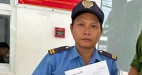 Người đàn ông bất chấp mưa gió, vượt 20km đến trụ sở Vietcombank để chuyển 170 triệu đồng cho người chuyển nhầm