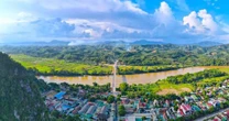 Cầu trăm tỉ làm xong phải rào lại vì "chưa có" đường dẫn