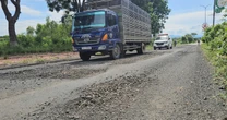 UBND tỉnh Gia Lai chỉ đạo làm rõ vụ "Ngán ngẩm đường vừa làm xong đã nát bươm"