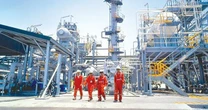 Tập đoàn triệu tỷ duy nhất của Việt Nam đạt doanh thu hơn 410.000 tỷ trong 5 tháng, có thể chịu nhiều rủi ro từ căng thẳng Iran – Israel