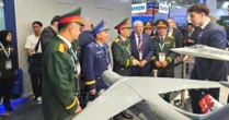 Sputnik: Đoàn đại biểu Bộ Quốc Phòng Việt Nam xuất hiện ở Langkawi - Sự kiện quy tụ 40 nước có gì đặc biệt?