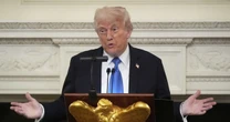 Tổng thống Trump nói Mỹ nhẽ ra 'không nên can thiệp xung đột Ukraine'
