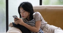 Khi Gen Z vừa cười, vừa rút ví: Giải trí trở thành chiến lược bán hàng mới