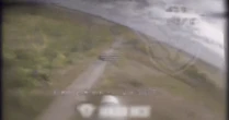 Kịch tính bộ binh Nga giải cứu kíp lái trực thăng Mi-8 bị FPV của Ukraine bắn hạ