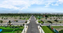 Sau nhà phố, biệt thự đến lượt đất nền phía Tây TPHCM chạy đua bung hàng, cả thị trường địa ốc đang sợ lỡ nhịp “sóng” mạnh nhất năm 2025?