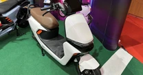 Xe máy điện chạy 101km/sạc, giá chỉ 3,7 triệu đồng có gì hot?