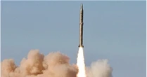 Iran lần đầu tiên phóng tên lửa tầm trung Sejil vào Israel