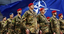 Lo ngại xung đột Nga-Ukraine, Đức ra quyết định "điều binh" lịch sử: Động thái mạnh ở sườn Đông NATO