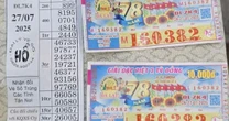 Một ngư dân trúng 4 tờ vé số giải độc đắc sau chuyến đi biển