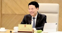 Bộ trưởng Nguyễn Mạnh Hùng: Bây giờ thay vì cạnh tranh hạ tầng, đã đến lúc phải chia sẻ, VNPT, Viettel phải chia sẻ hạ tầng cho MobiFone