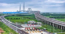 'Kỳ quan' mới ở Trung Quốc: Siêu dự án tích hợp đường sắt - đường bộ bất đối xứng đầu tiên trên thế giới