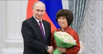 Tổng thống Putin trao Huân chương cho nữ doanh nhân Thái Hương tại Điện Kremlin
