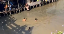 Bé 4 tháng tuổi ở An Giang nghi rơi xuống sông mất tích khi đang ngủ