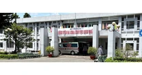 2 vợ chồng đang rửa nhà thì người chồng bất ngờ ngã xuống tử vong