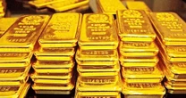 Tối ngày 20/10, giá vàng thế giới tăng vọt và áp sát đỉnh lịch sử