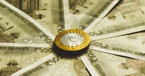 Tăng trưởng GDP đến 7,8% nhưng đồng tiền lại mất giá mạnh nhất Châu Á, chuyện gì đang diễn ra tại Ấn Độ?