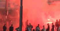Bạo loạn Serbia: Hàng ngàn người xô xát cảnh sát, đốt cháy tòa chính quyền – Nga phản ứng khẩn