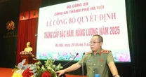 Thăng cấp bậc hàm, nâng lương cho hơn 5.600 cán bộ, chiến sĩ Công an Hà Nội