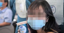 Khi các hãng hàng không bán ‘hàng xén’ thu tiền tỷ