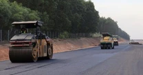 Sản lượng thi công đạt hơn 66.500 tỷ đồng trong 6 tháng, Việt Nam sẽ có 2.476 km đường bộ cao tốc vào dịp 19/8