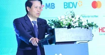 Phó Thống đốc NHNN Phạm Tiến Dũng: Không thể để “mua vé tàu hết 15.000 đồng mà chi phí xử lý giao dịch mất tới 1.000 đồng"