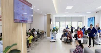 TP HCM: Cận cảnh nơi làm thủ tục hành chính đầu tiên có robot tiếp dân sau một tháng vận hành