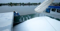 Tiền mặt ngập két, lợi nhuận tăng sốc, DN bán mặt hàng quan trọng của nền kinh tế bứt phá chưa từng có